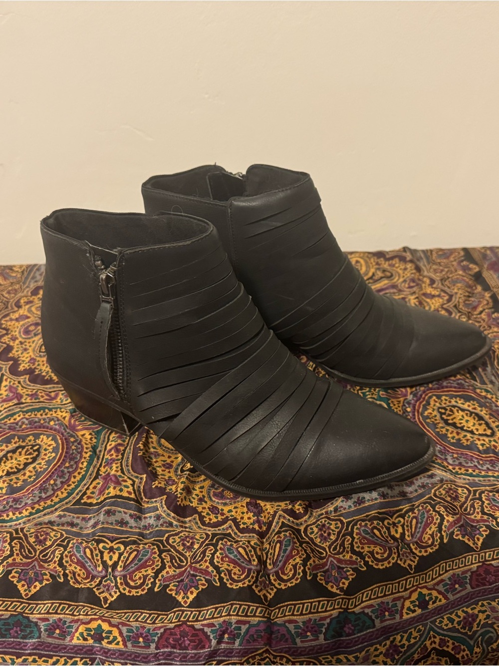 Circus by Sam Edelman Black Strappy Ankle Booties